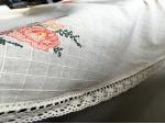  Dört Farklı Renk Seçenekli Kanaviçe Dantelli Yuvarlak Masa Örtüsü 160 x 160 cm %100 Pamuk 